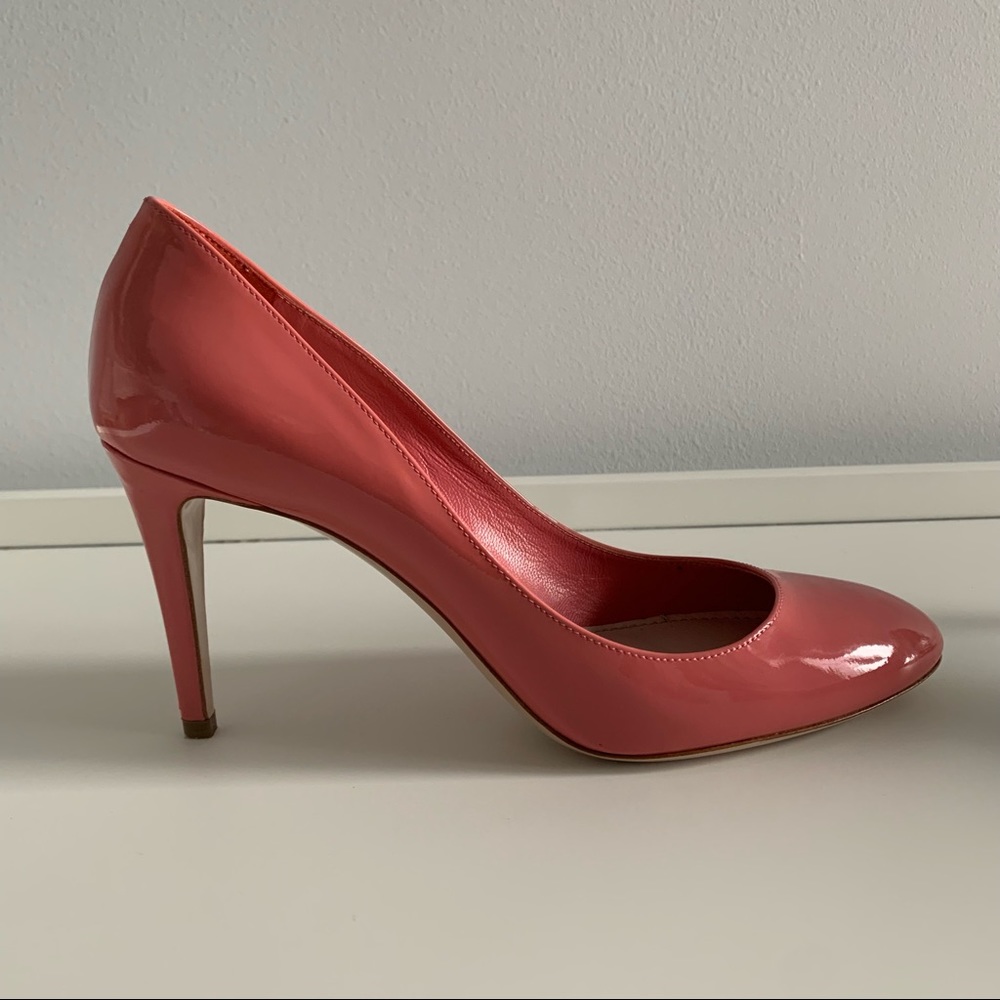 Miu Miu Pink Patent Leather Heels - 39 EU - Picture 2 of 10